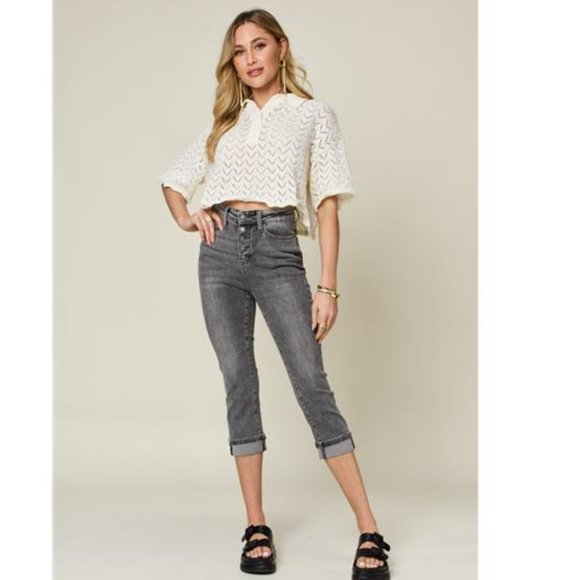 NWT Judy Blue Button Fly High Waist Capris, Cuffed Hem, Slightly Stretchy - Picture 5 of 7